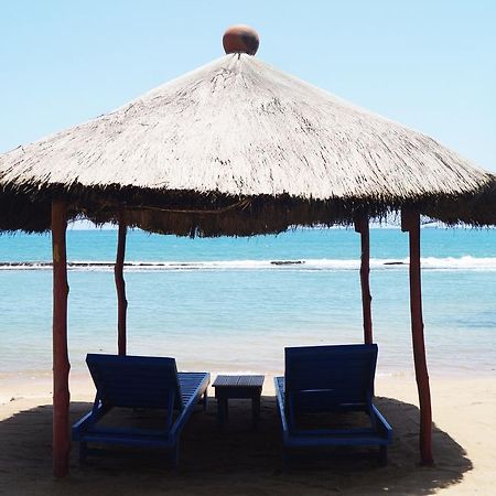 Hotel Robinson Plage Lomé Exterior foto