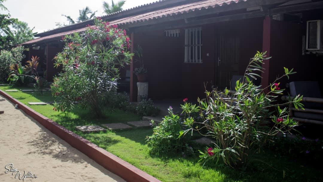 Hotel Robinson Plage Lomé Exterior foto