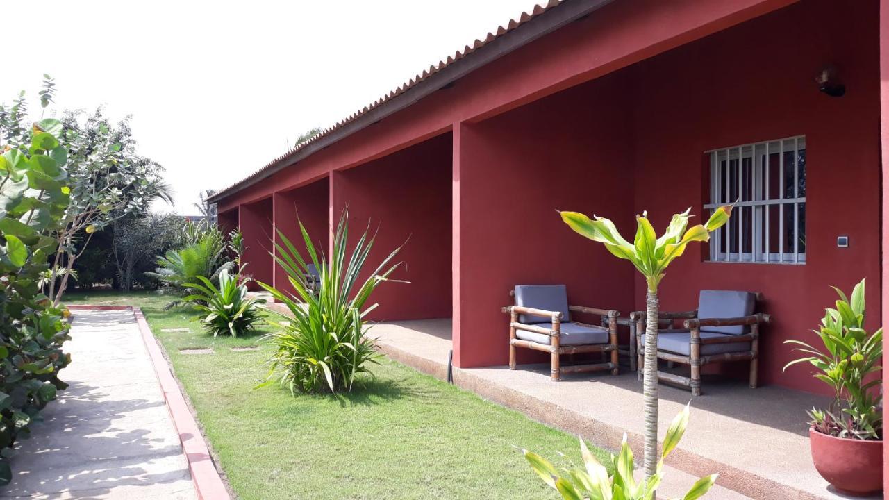 Hotel Robinson Plage Lomé Exterior foto